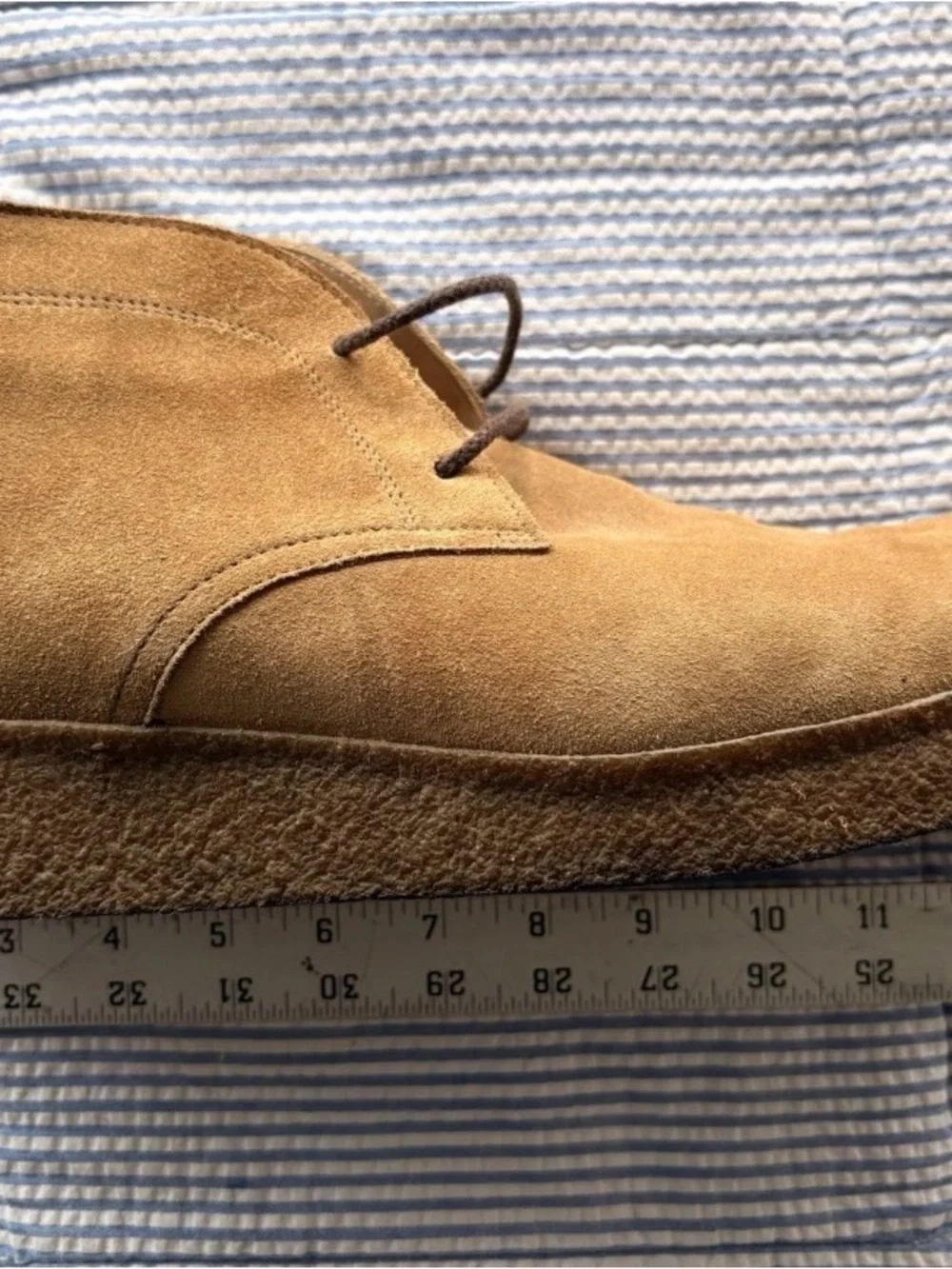 Bottega Veneta Men's Suede Chukka Boots in Camel Brown